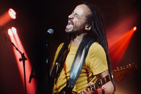 KATSINA en concert gratuit samedi 6 juin 2026 à Lisieux. Rose Métal 5