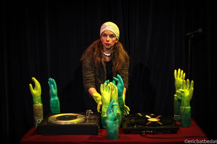 Compagnie Joe sature - festival de rue Lisieux Grands Ouverts