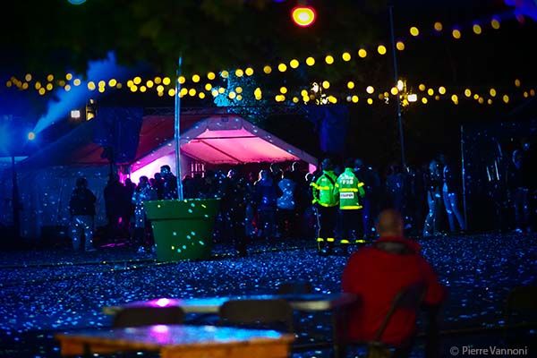 Spectacle de danse au bèlvédère à Lisieux avec le trio sororat