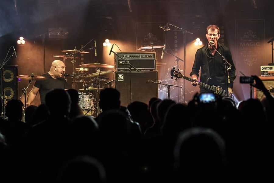 Primitive Limousine en concert gratuit à Lisieux le 6 juin 2026. Rose Métal.